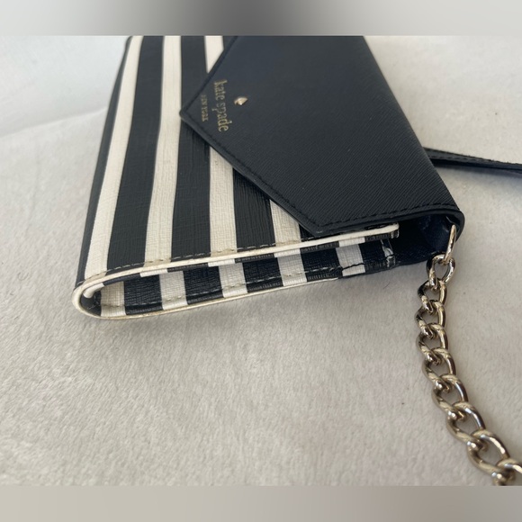 Kate Spade Striped storybook lining Small Crossbody Bag EUC - Picture 5 of 10
